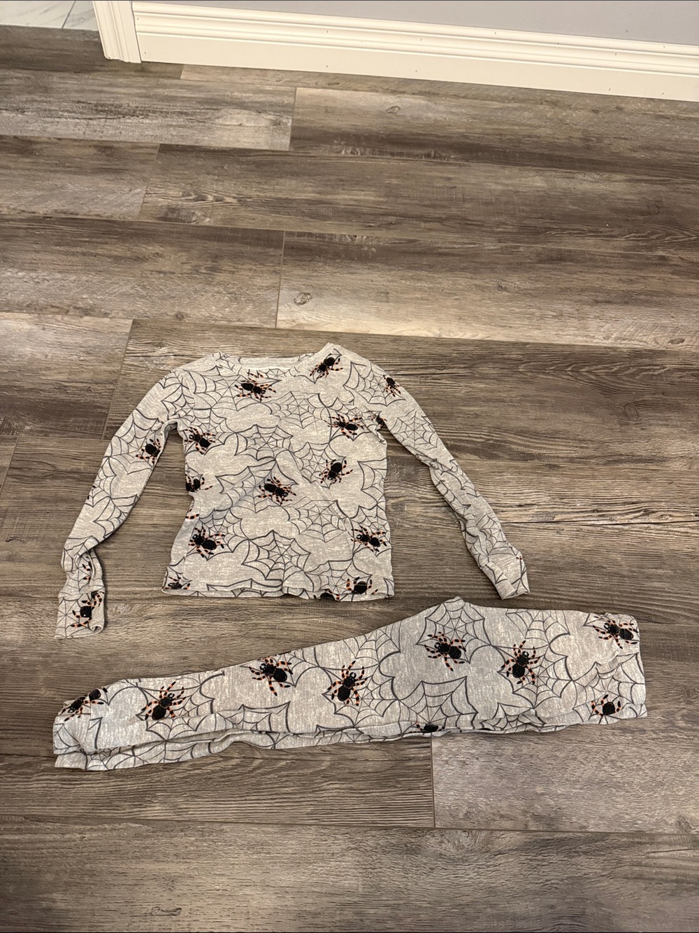 Carter's Girls Size 6 Spiderweb Matching Set